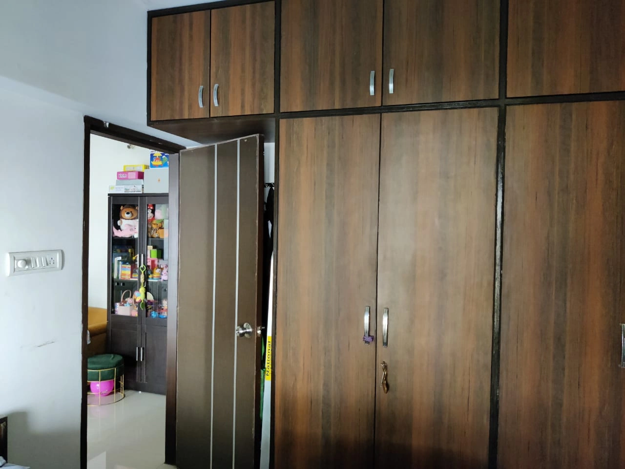 2 BHK Flat for Sale in Sethia Sea View, Goregaon West